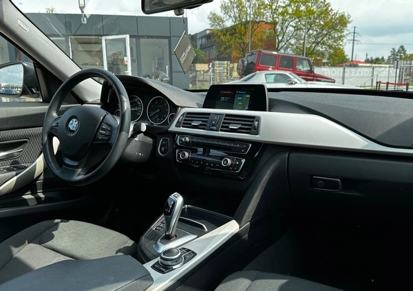 BMW 3GT cena 89900 przebieg: 182693, rok produkcji 2018 z Sianów małe 137